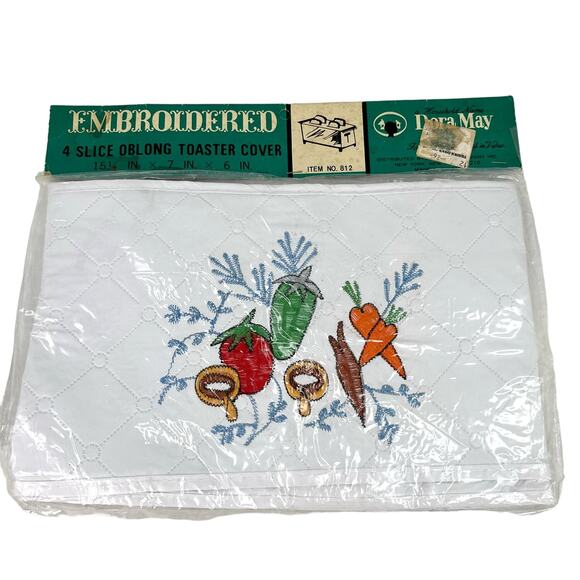 Dora May Vtg 4 Slice Oblong Toaster Cover Quilted Embroidered Vegetables New - Picture 1 of 13